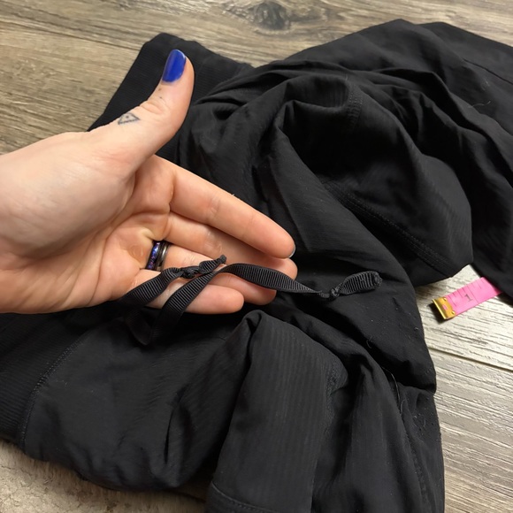 Lululemon Dance Studio Mid-Rise Pant 28” (Black) Size 4 - Picture 4 of 8